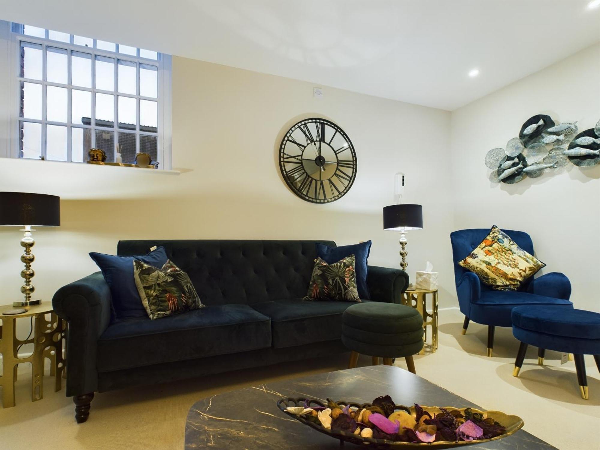 Modern Duplex Central Free Parking Wi-Fi Apartment Cheltenham Exterior photo
