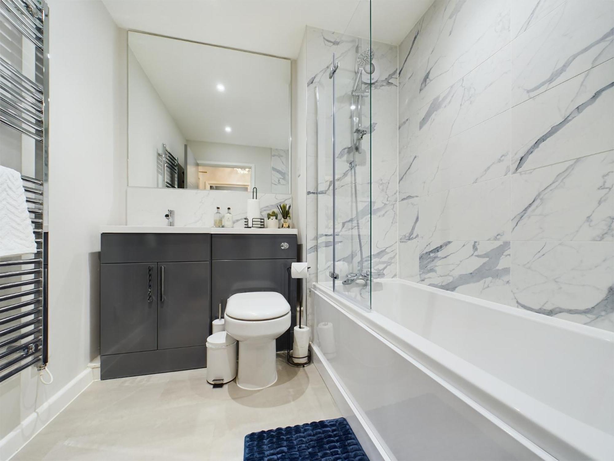 Modern Duplex Central Free Parking Wi-Fi Apartment Cheltenham Exterior photo